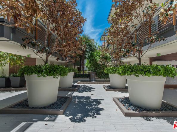 12920 Runway Road 360, Los Angeles CA 90094