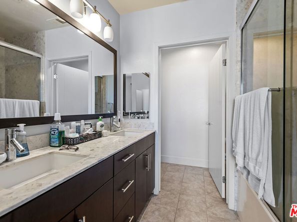 12920 Runway Road 360, Los Angeles CA 90094