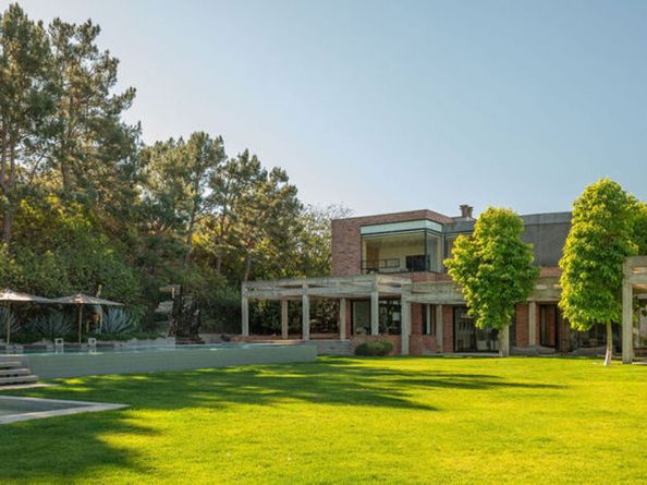 3350 Stoneridge Lane, Los Angeles CA 90077