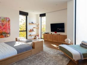 3350 Stoneridge Lane, Los Angeles CA 90077
