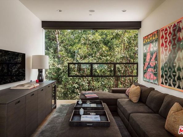 3350 Stoneridge Lane, Los Angeles CA 90077