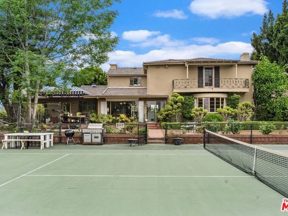 570 S Beverly Glen Boulevard, Los Angeles CA 90024