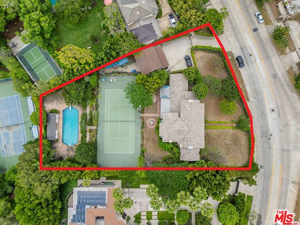 570 S Beverly Glen Boulevard, Los Angeles CA 90024