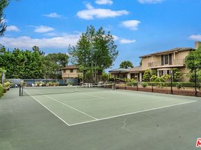 570 S Beverly Glen Boulevard, Los Angeles CA 90024