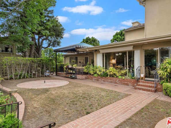 570 S Beverly Glen Boulevard, Los Angeles CA 90024