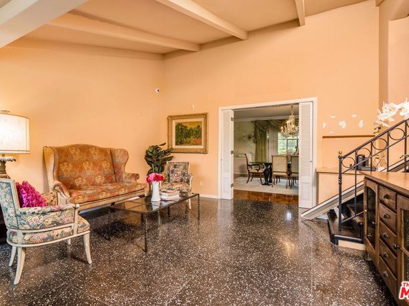 570 S Beverly Glen Boulevard, Los Angeles CA 90024