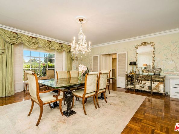 570 S Beverly Glen Boulevard, Los Angeles CA 90024