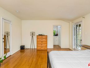 570 S Beverly Glen Boulevard, Los Angeles CA 90024