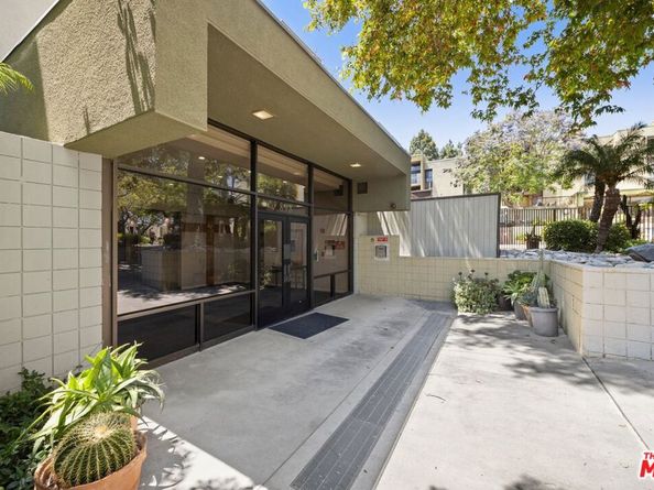 898 Temple Terrace 324, Los Angeles CA 90042