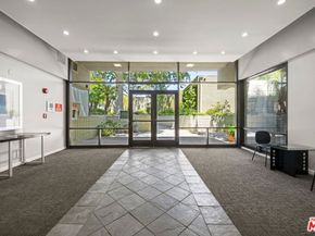 898 Temple Terrace 324, Los Angeles CA 90042