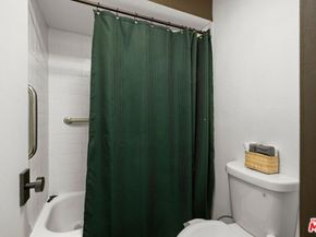 898 Temple Terrace 324, Los Angeles CA 90042