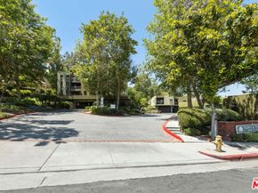 898 Temple Terrace 324, Los Angeles CA 90042