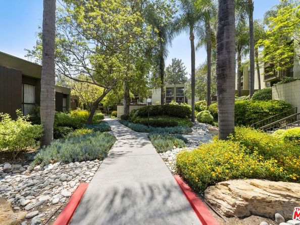 898 Temple Terrace 324, Los Angeles CA 90042