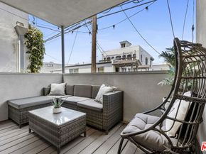 1410 Pacific Avenue, Venice CA 90291