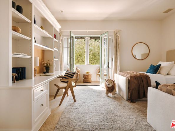 563 Spoleto Drive, Pacific Palisades CA 90272