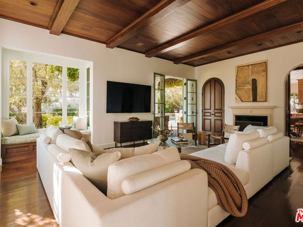 563 Spoleto Drive, Pacific Palisades CA 90272