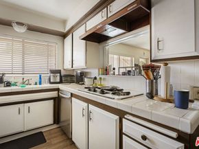 1231 Romulus Drive, Glendale CA 91205