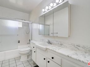 6840 Sausalito Avenue, West Hills CA 91307