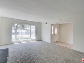 6840 Sausalito Avenue, West Hills CA 91307