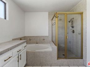 27821 Via Amistosa, Agoura Hills CA 91301