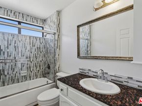 27821 Via Amistosa, Agoura Hills CA 91301