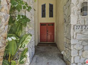 27821 Via Amistosa, Agoura Hills CA 91301