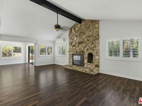 27821 Via Amistosa, Agoura Hills CA 91301