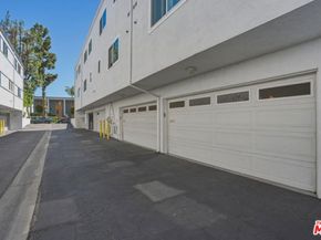 4311 W Sarah Street, Burbank CA 91505