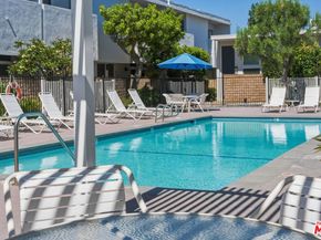 4311 W Sarah Street, Burbank CA 91505