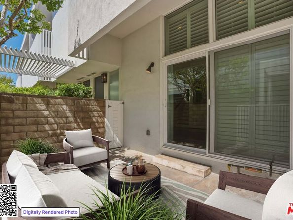 4311 W Sarah Street, Burbank CA 91505