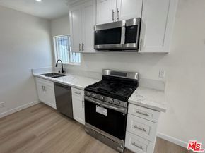 224 W 107th Street, Los Angeles CA 90003