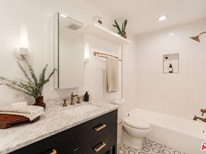 1010 Palm Avenue 106, West Hollywood CA 90069