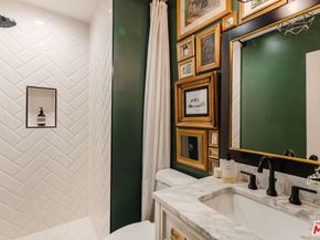 1010 Palm Avenue 106, West Hollywood CA 90069