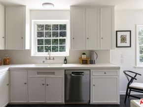 3554 Laurelvale Drive, Studio City CA 91604