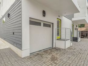 2209 6th Avenue, Los Angeles CA 90018