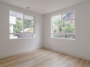 2209 6th Avenue, Los Angeles CA 90018