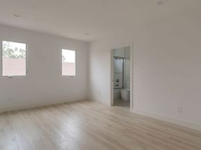 2209 6th Avenue, Los Angeles CA 90018
