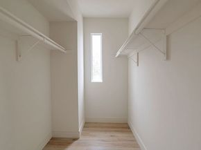 2209 6th Avenue, Los Angeles CA 90018