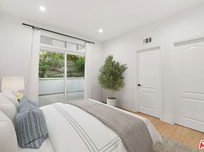 22137 Cairnloch Street, Calabasas CA 91302