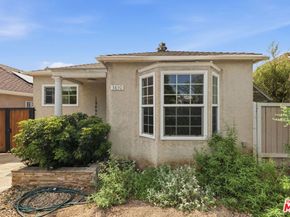 3830 W 59th Street, Los Angeles CA 90043