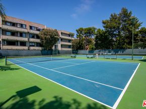 306 Bora Bora Way 202, Marina Del Rey CA 90292