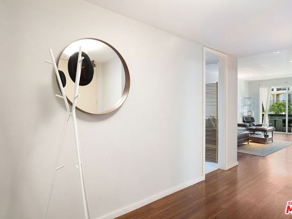 306 Bora Bora Way 202, Marina Del Rey CA 90292