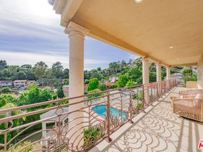688 Glenmore Boulevard, Glendale CA 91206