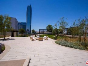 889 Francisco Street 2210, Los Angeles CA 90017