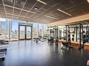 889 Francisco Street 2210, Los Angeles CA 90017