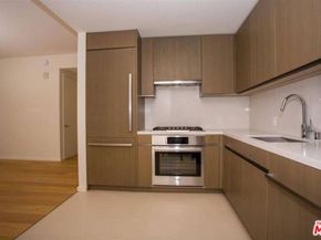 889 Francisco Street 2210, Los Angeles CA 90017