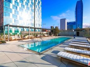 889 Francisco Street 2210, Los Angeles CA 90017