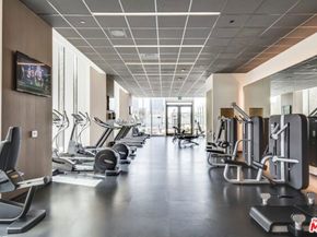 889 Francisco Street 2210, Los Angeles CA 90017