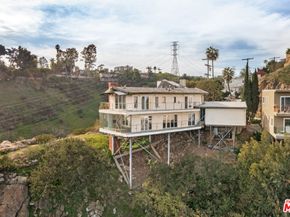 6960 Pacific View Drive, Los Angeles CA 90068