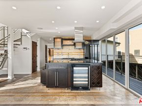 6960 Pacific View Drive, Los Angeles CA 90068